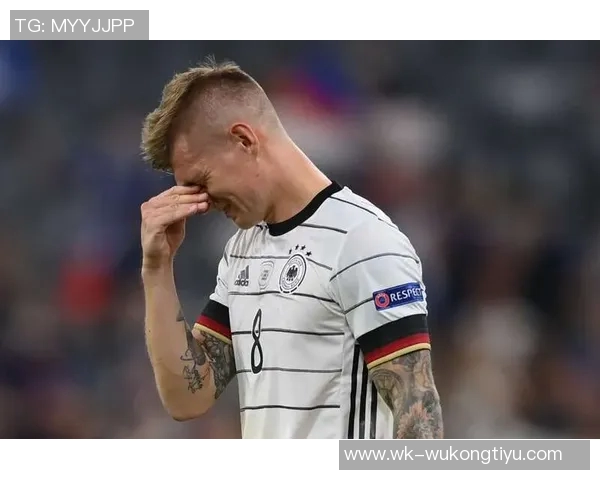 拉基蒂奇盛赞魔笛组合佩德里称其为当今欧洲最佳中场 拉基蒂奇盛赞魔笛组合佩德里称其为当今欧洲最佳中场