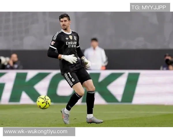 比利时国家队公布新名单库尔图瓦领衔多库特罗萨德等球员入选 比利时国家队公布新名单库尔图瓦领衔多库特罗萨德等球员入选