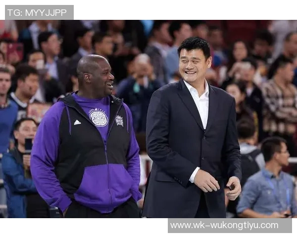 明星聚会小贝与成龙姚明奥尼尔同框自拍引发热议